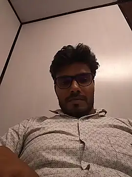 Alphabull4u 网络视讯表演