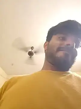 Alphabull4u Show in webcam