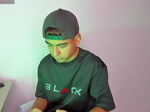 عرض كام Daniel_Hot276