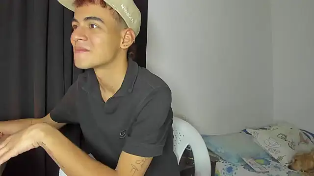 Daniel_Hot276 Show in webcam