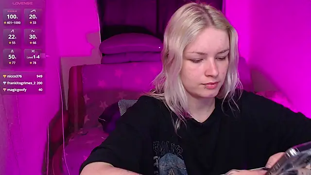 CherryNight6's Live XXX Chat