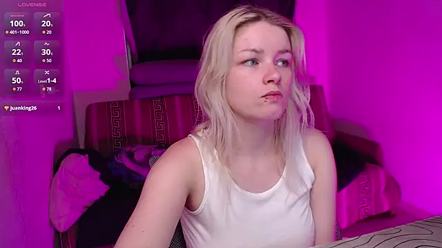CherryNight6's Live XXX Chat