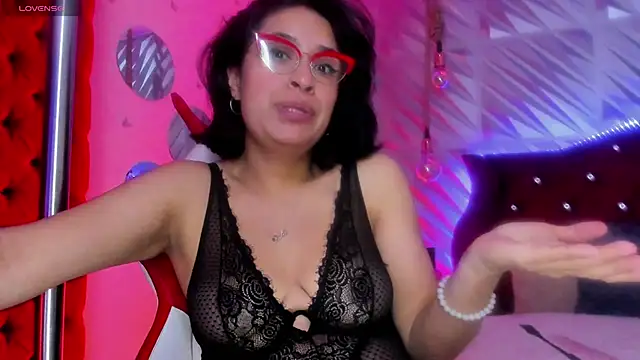 Roxanne_Han Webcamshow