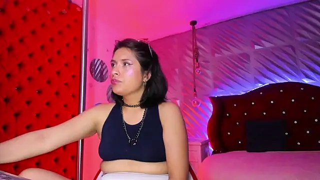 Roxanne_Han élő XXX-chatje