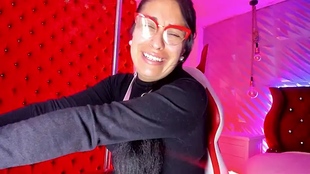 Roxanne_Han's Webcam Show