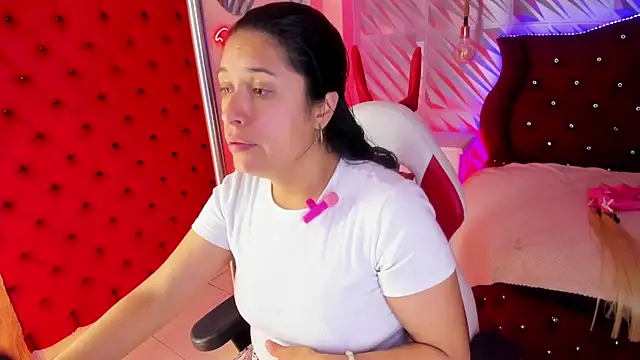 Chat XXX ao vivo de Roxanne_Han