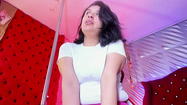 Czat XXX na żywo – Roxanne_Han