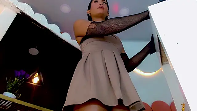 Pokazy przed kamerką – JessiValentin