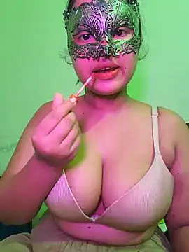 TANISHA-2026: вебкам-шоу