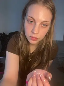 elliepixie Show in webcam