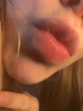 elliepixie Chat XXX in diretta