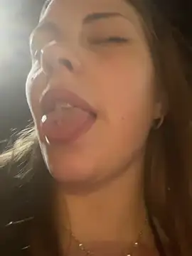 Chat XXX en directo de elliepixie