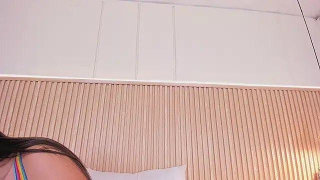 NahimiThompson's Live XXX Chat