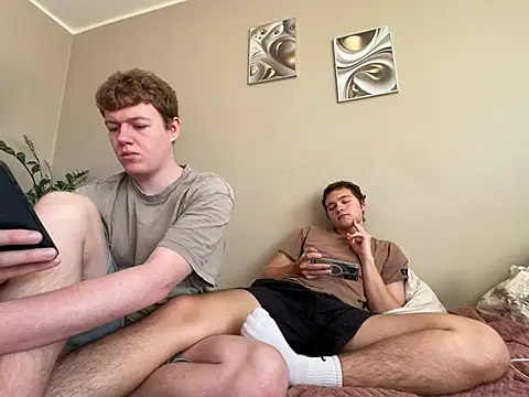 Show modela danielxfun na web-kameri