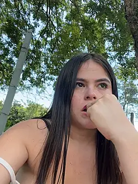 alahia66's Live XXX Chat