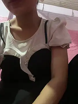 Minaeruei 在線直播表演