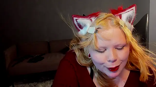 LottieReed webcam show