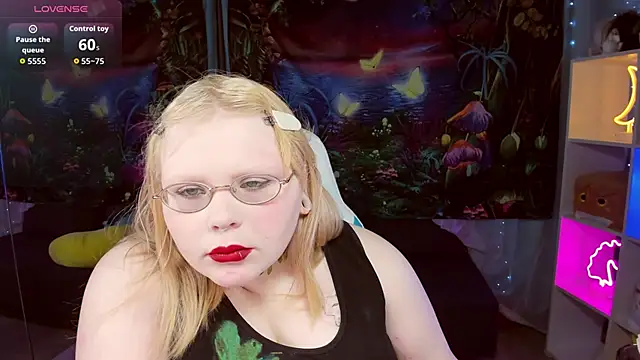 LottieReedのライブXXXチャット
