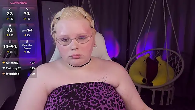 XXX chat uživo modela LottieReed