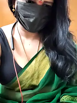 tamilammu1431のライブXXXチャット