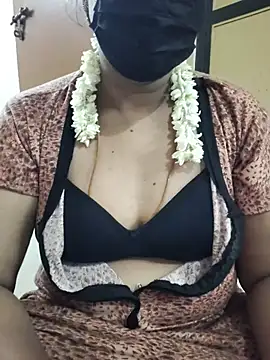 tamilammu1431's Live XXX Chat