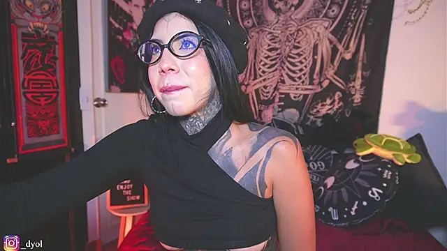 Dalia_Vorhees' Webcam Show