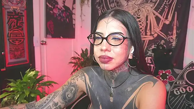 Dalia_Vorhees Chat XXX live