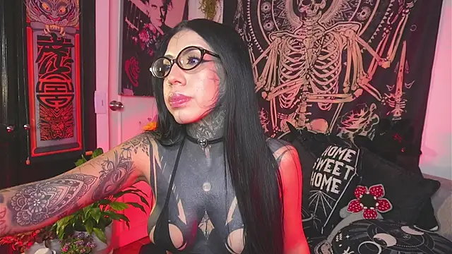 Dalia_Vorhees live XXX chat