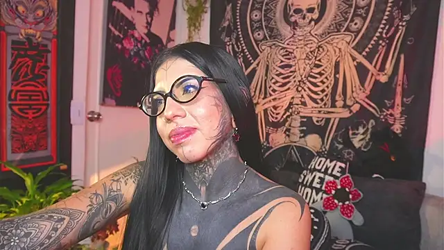Dalia_Vorhees 라이브 XXX 채팅