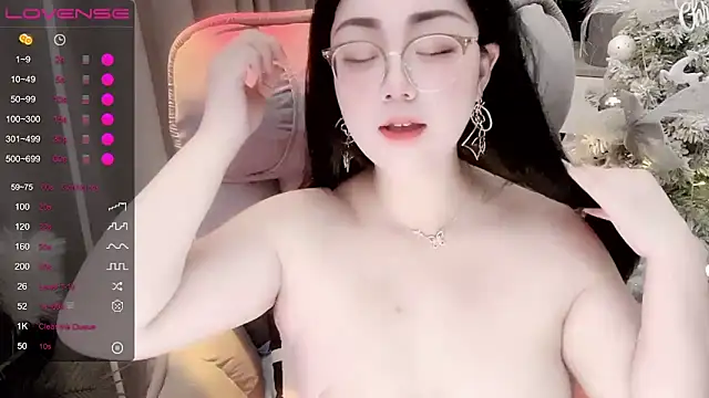 Monica-666888- élő XXX-chatje
