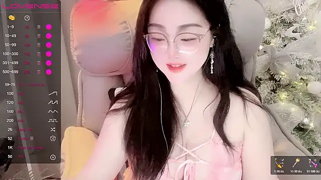 Monica-666888- 即時 XXX 聊天