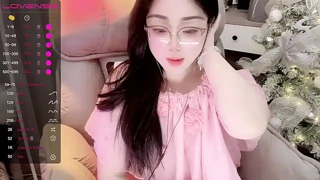 Monica-666888- 现场XXX聊天