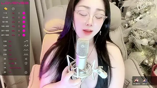 Monica-666888- Show Webcam