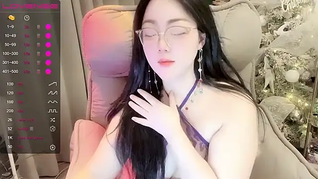 Monica-666888- Show Webcam