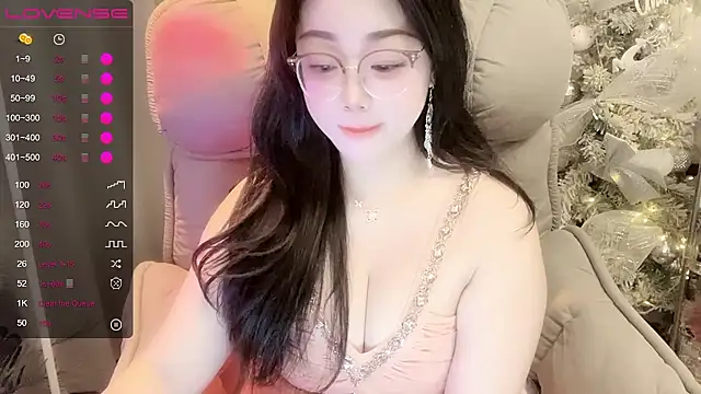 Monica-666888- Show Webcam