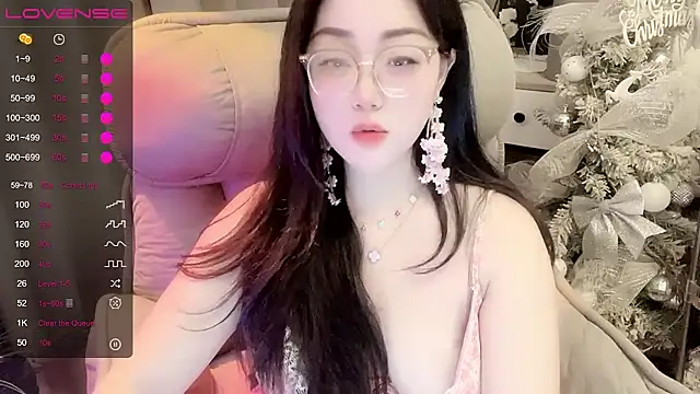 Monica-666888- 现场XXX聊天