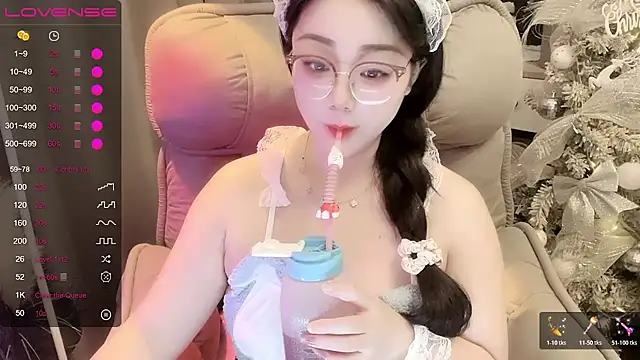 Monica-666888- 在線直播表演