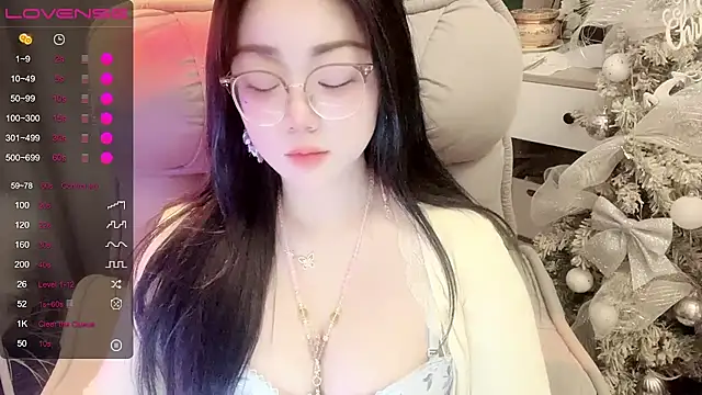 Monica-666888- 即時 XXX 聊天