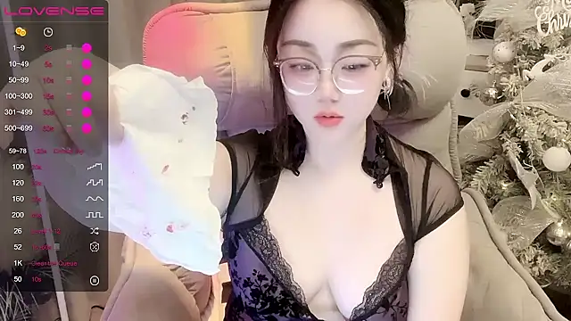 Monica-666888- Show Webcam