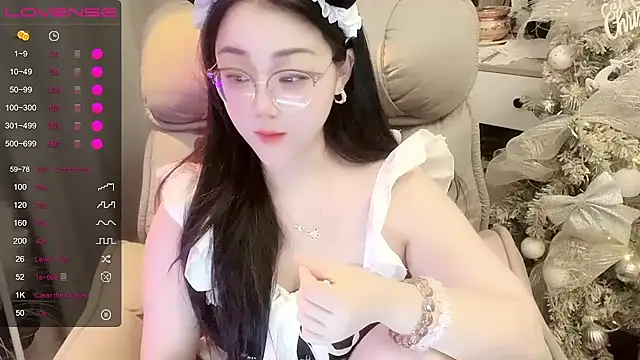 Monica-666888-'s Webcam Show