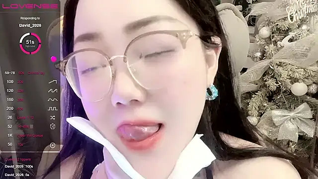 Monica-666888-'s Webcam Show