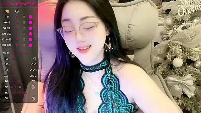 Monica-666888-'s Webcam Show