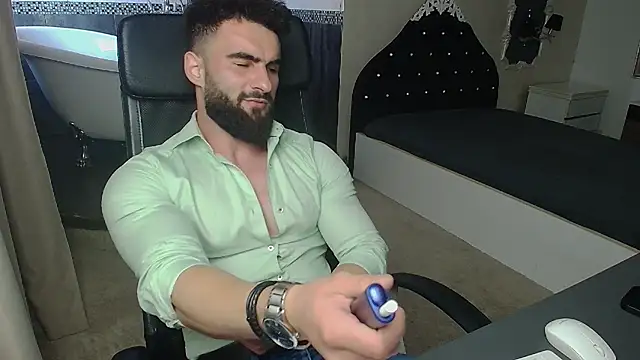 MicahLane Show Webcam
