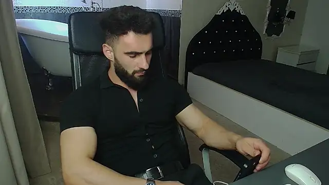Show modela MicahLane na web-kameri