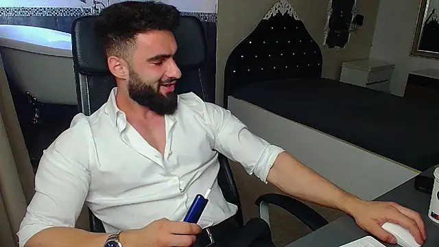 Show modela MicahLane na web-kameri