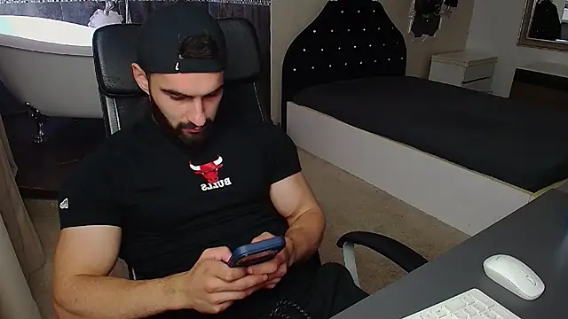 عرض كام MicahLane