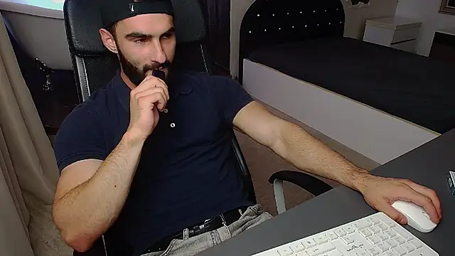 MicahLane Show Webcam