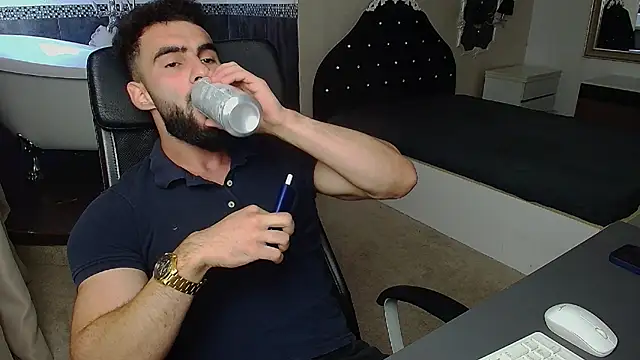 عرض كام MicahLane