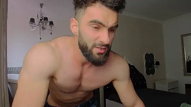 Show modela MicahLane na web-kameri