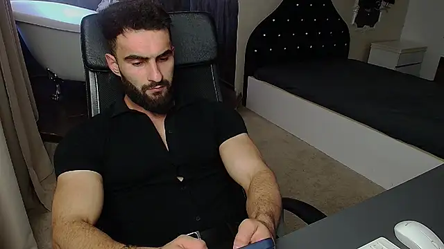 MicahLane Show in webcam